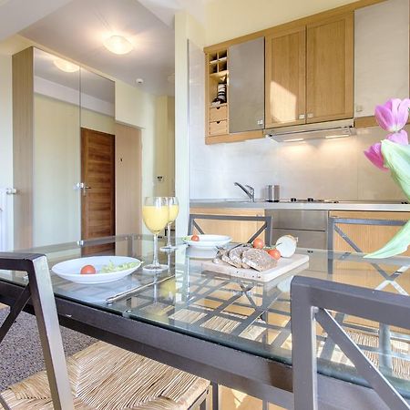 زاكوباني Mountain View Apartment By Tyzenhauz المظهر الخارجي الصورة